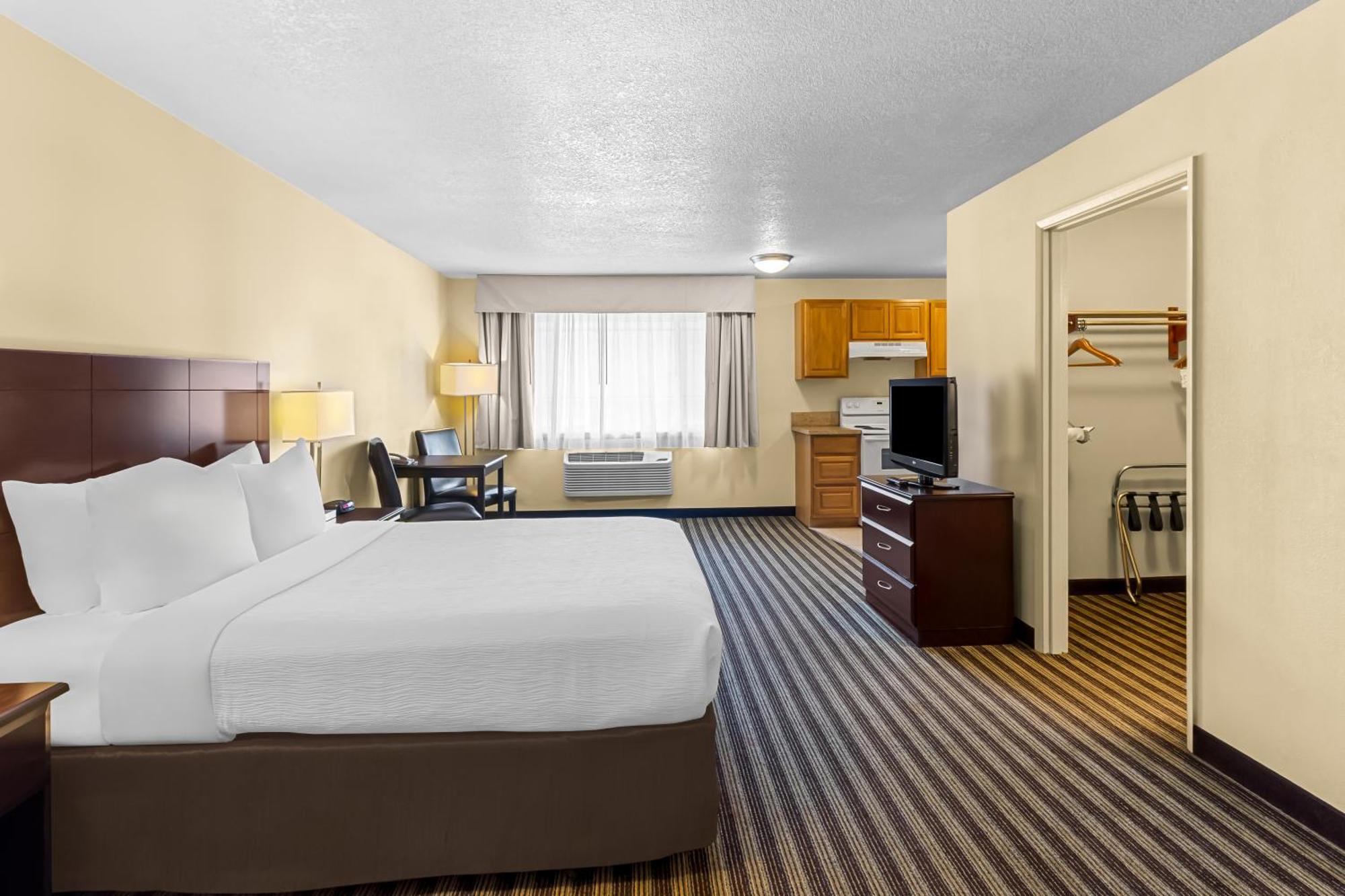 Quality Inn & Suites Vancouver - Hazel Dell Экстерьер фото