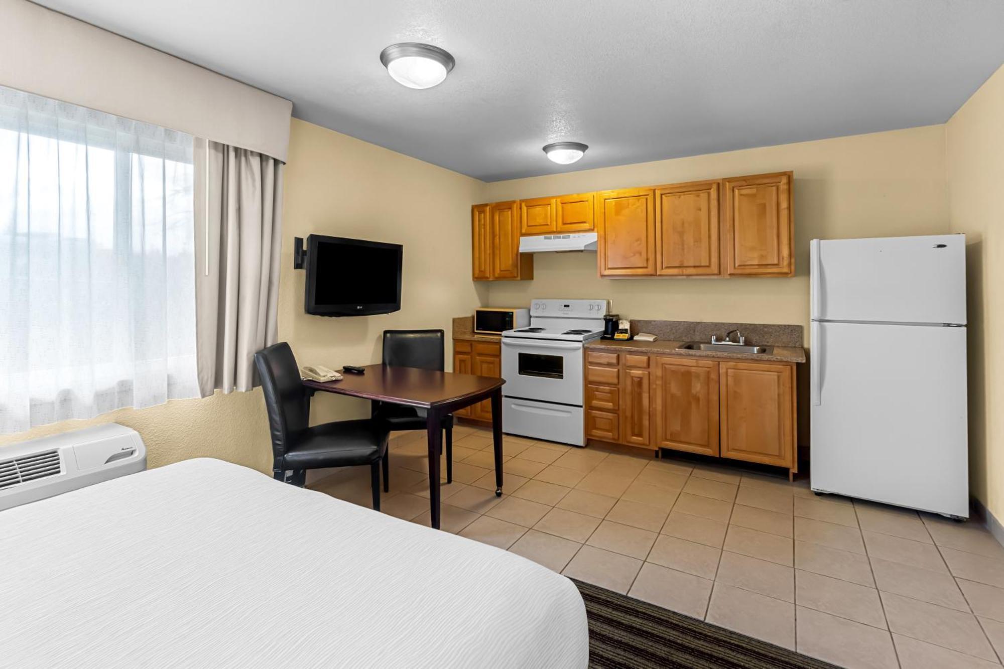 Quality Inn & Suites Vancouver - Hazel Dell Экстерьер фото