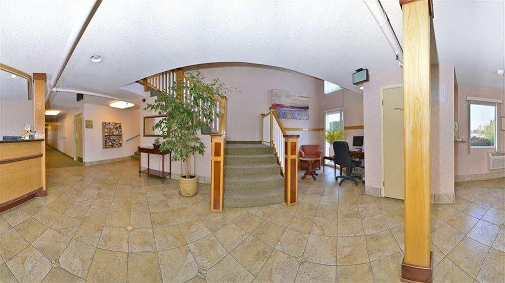 Quality Inn & Suites Vancouver - Hazel Dell Экстерьер фото